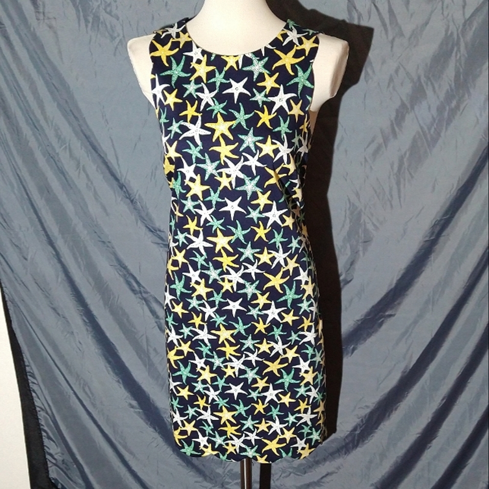 10) Pappagallo Starfish Print Scalloped Hem Shift Dress